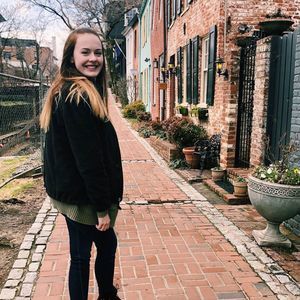 Meet your Posher, Amanda